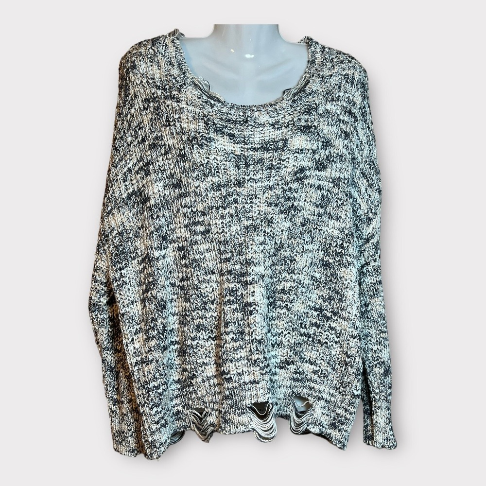 POL Chunky Knit Oversized Sweater Womens M Gray Distressed Thrashed Confetti Top